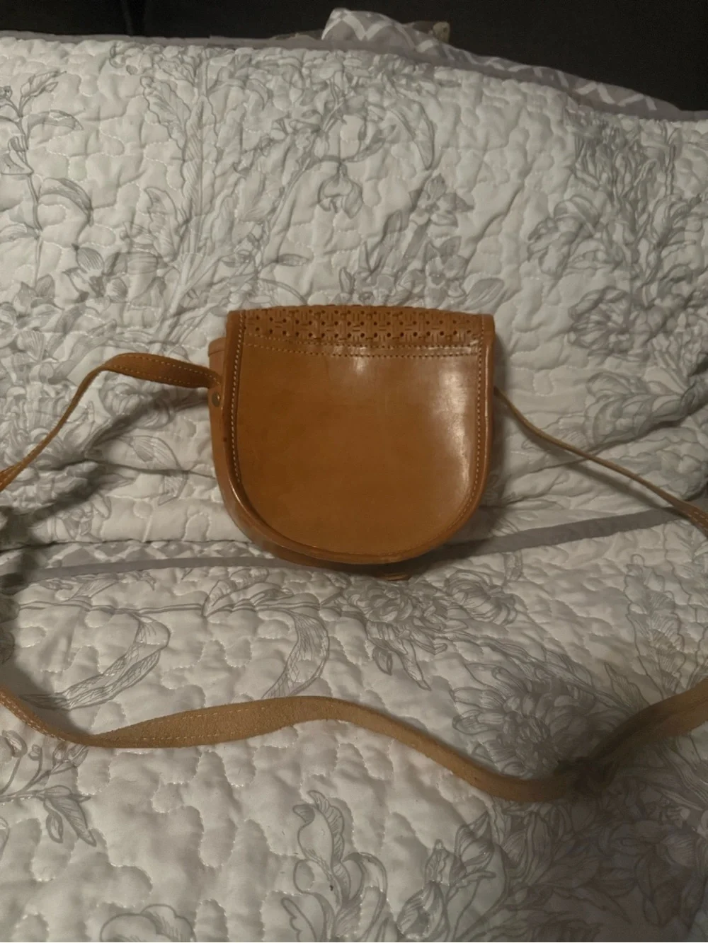 Women's Genuine Leather Tan Crossbody Saddle Bag - Classic Woven Detail
